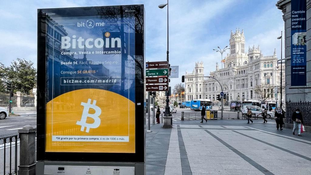Campaña publicitaria de Bit2Me frente al Banco de España.