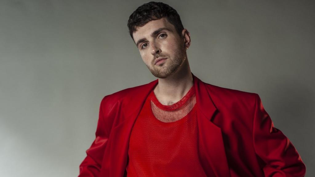 El artista actuó en directo en la primera semifinal del Festival.