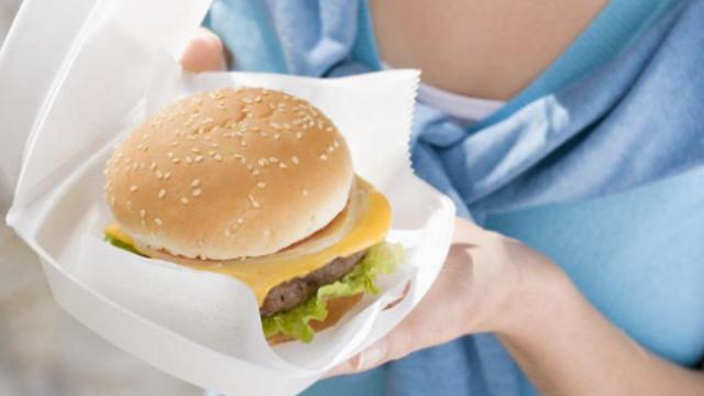 Envoltorios de comida rápida.