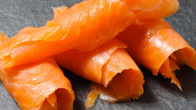 Sanidad pide que este salmón ahumado no se consuma.