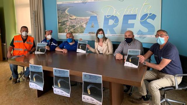 autoridades durante la presentación del campeonato