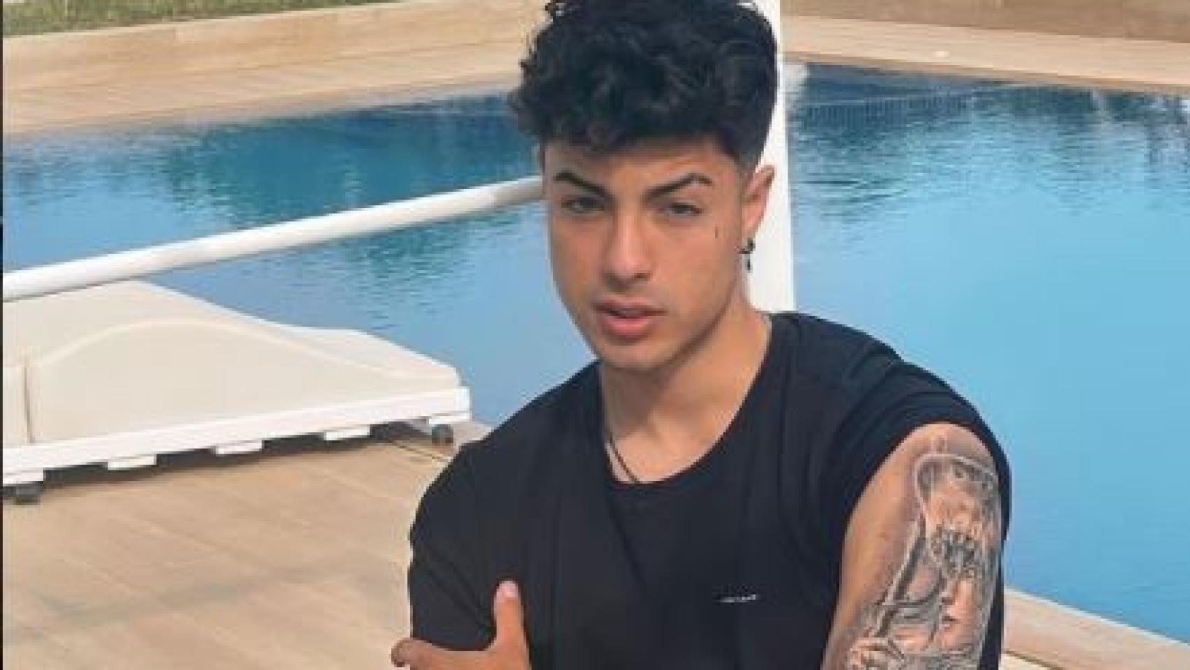 La Policía detiene en Mallorca al influencer Naim Darrechi por desobediencia y resistencia a la autoridad