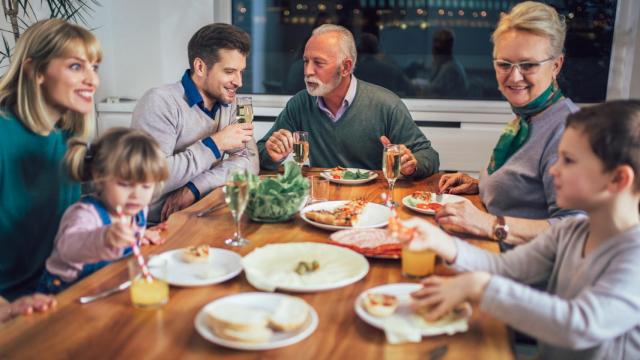 Las mesas de comedor mejor valoradas de Amazon con las que disfrutar en tu hogar