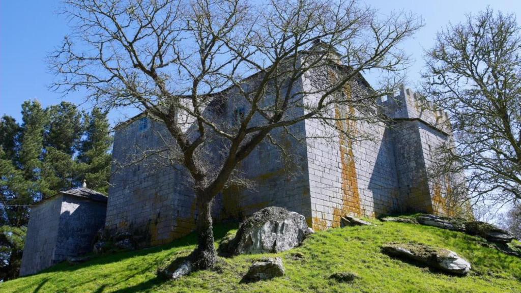 Vista del Castillo de San Paio de Narla (Foto: turismo.gal)