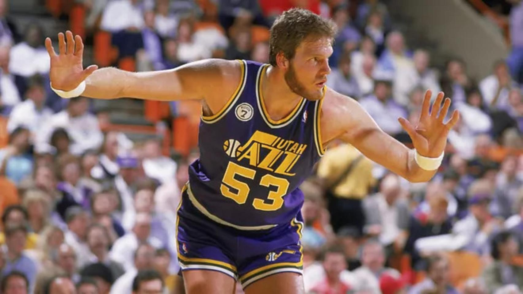 Mark Eaton en un partido de los Utah Jazz