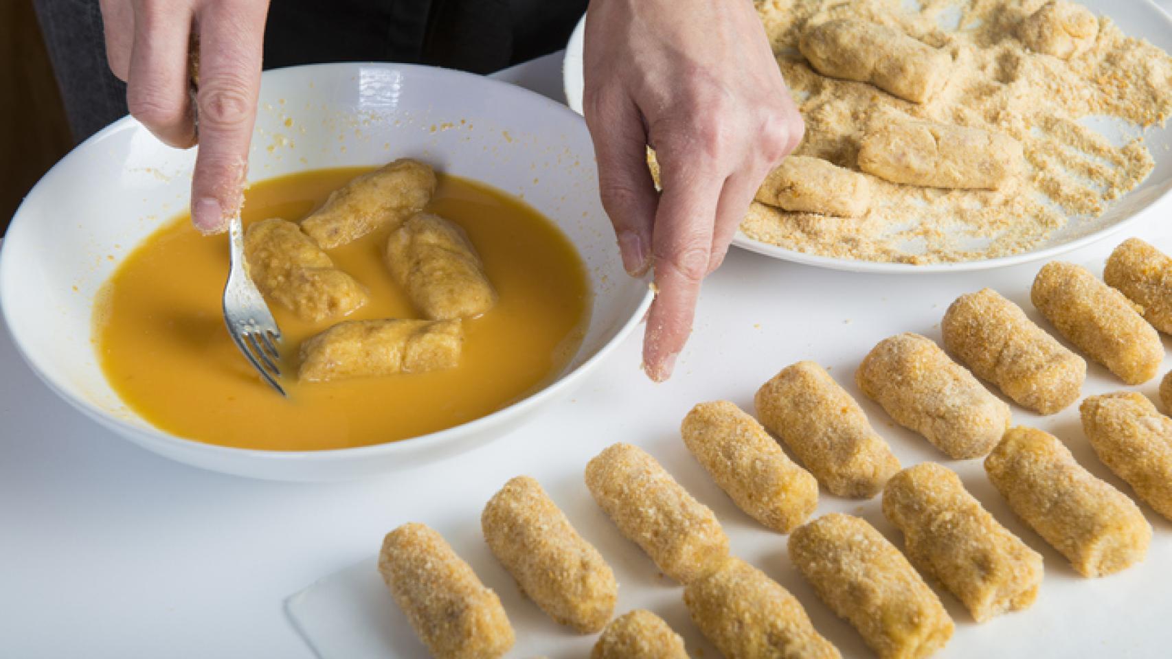 Trucos para rebozar las croquetas bien y que no se rompan.