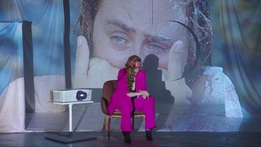 El futuro de Rocío Flores en Telecinco podría delimitar las opciones para su madre.