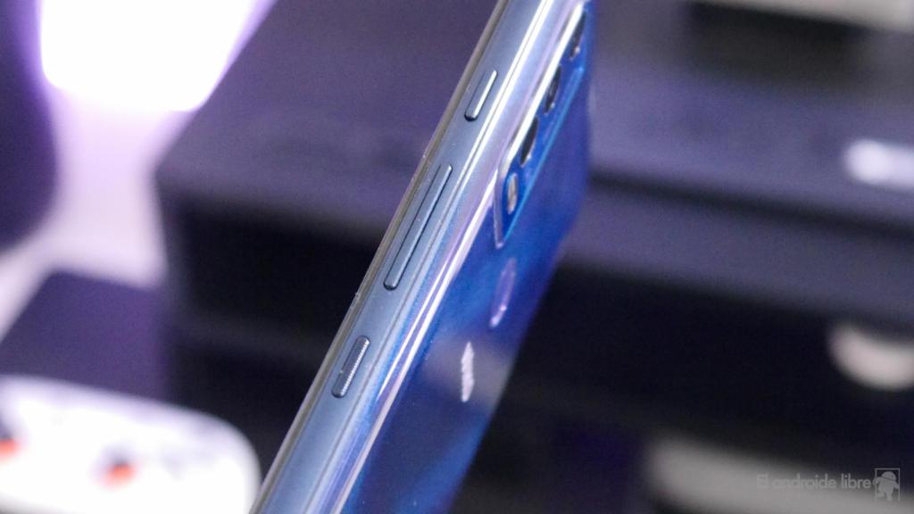 Wiko Power U30 con botón físico extra