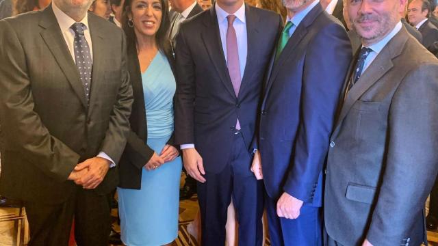 Albert Rivera junto a los cuatro presidentes de parlamentos autonómicos que tiene Cs, uno de ellos el murciano Alberto Castillo.