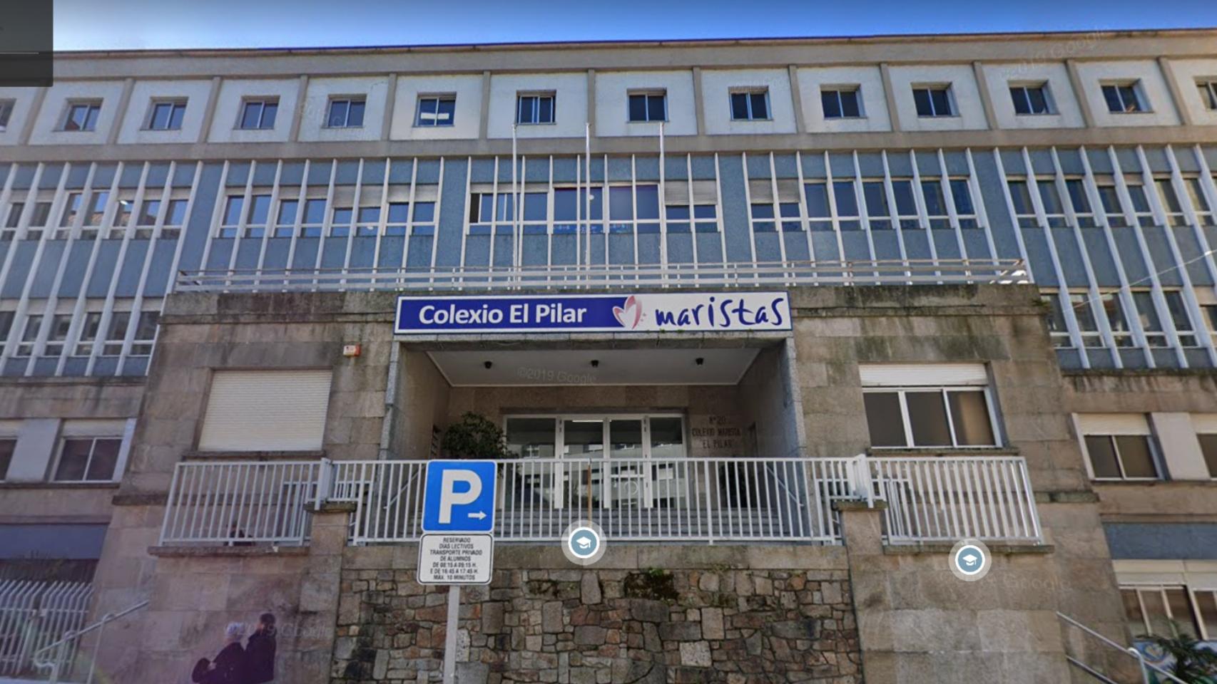 Fachada del colegio El Pilar en Vigo (Google Maps)