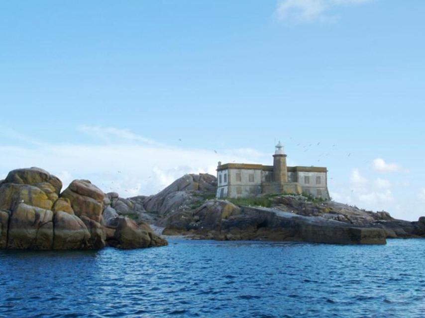 Faro de Illa Lobeira