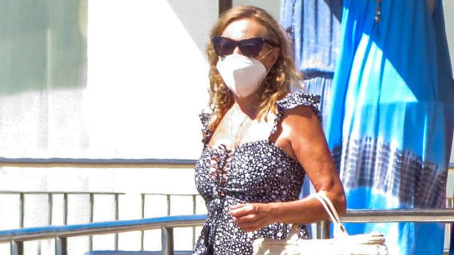Ana García Obregón durante sus vacaciones de verano en Palma de Mallorca en 2020.