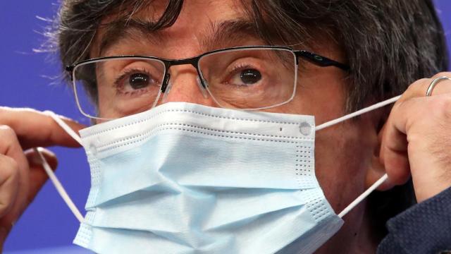El expresidente de la Generalitat, Carles Puigdemont, durante su rueda de prensa de la Eurocámara