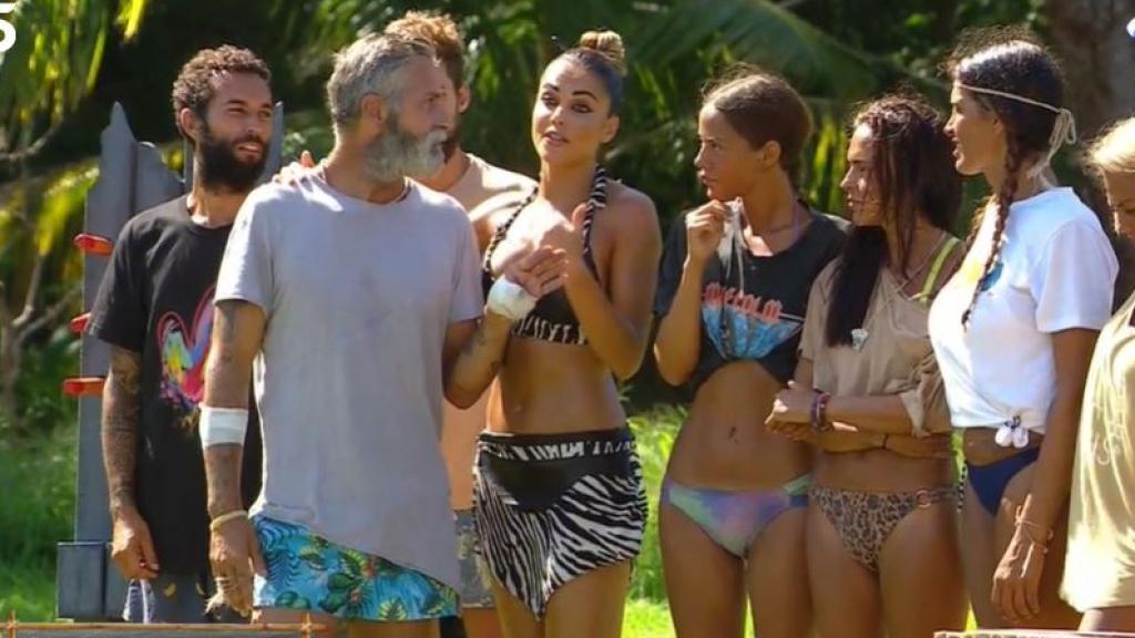 Carlos Alba, herido y vendado en Honduras.