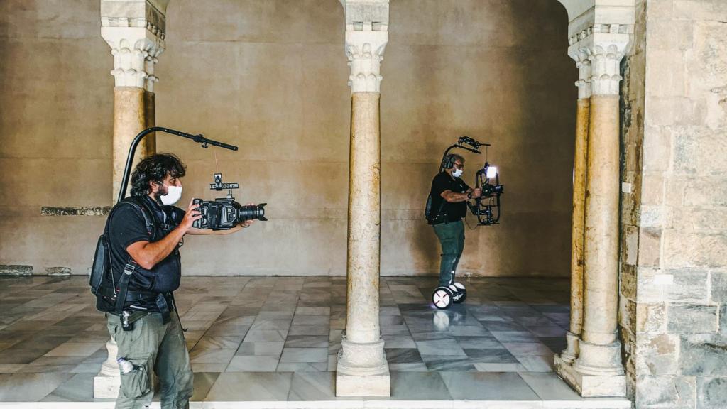 El programa utiliza un escáner, una steadycam y un dron para su producción.