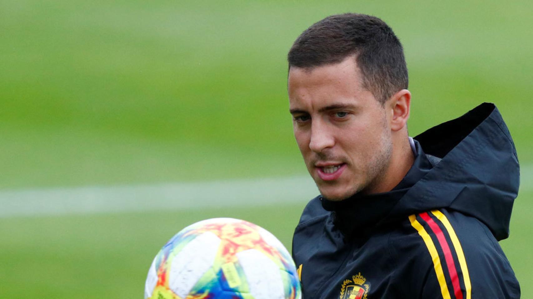 Eden Hazard durante un entrenamiento con Bélgica