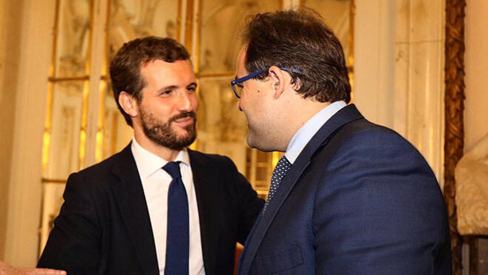 FOTO: Núñez junto a Casado (EP).