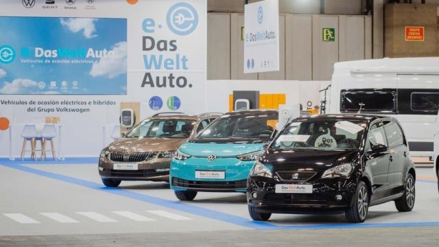 El 'stand' de Das WeltAuto  en la feria del Vehículo de Ocasión de Madrid que se celebra estos días.