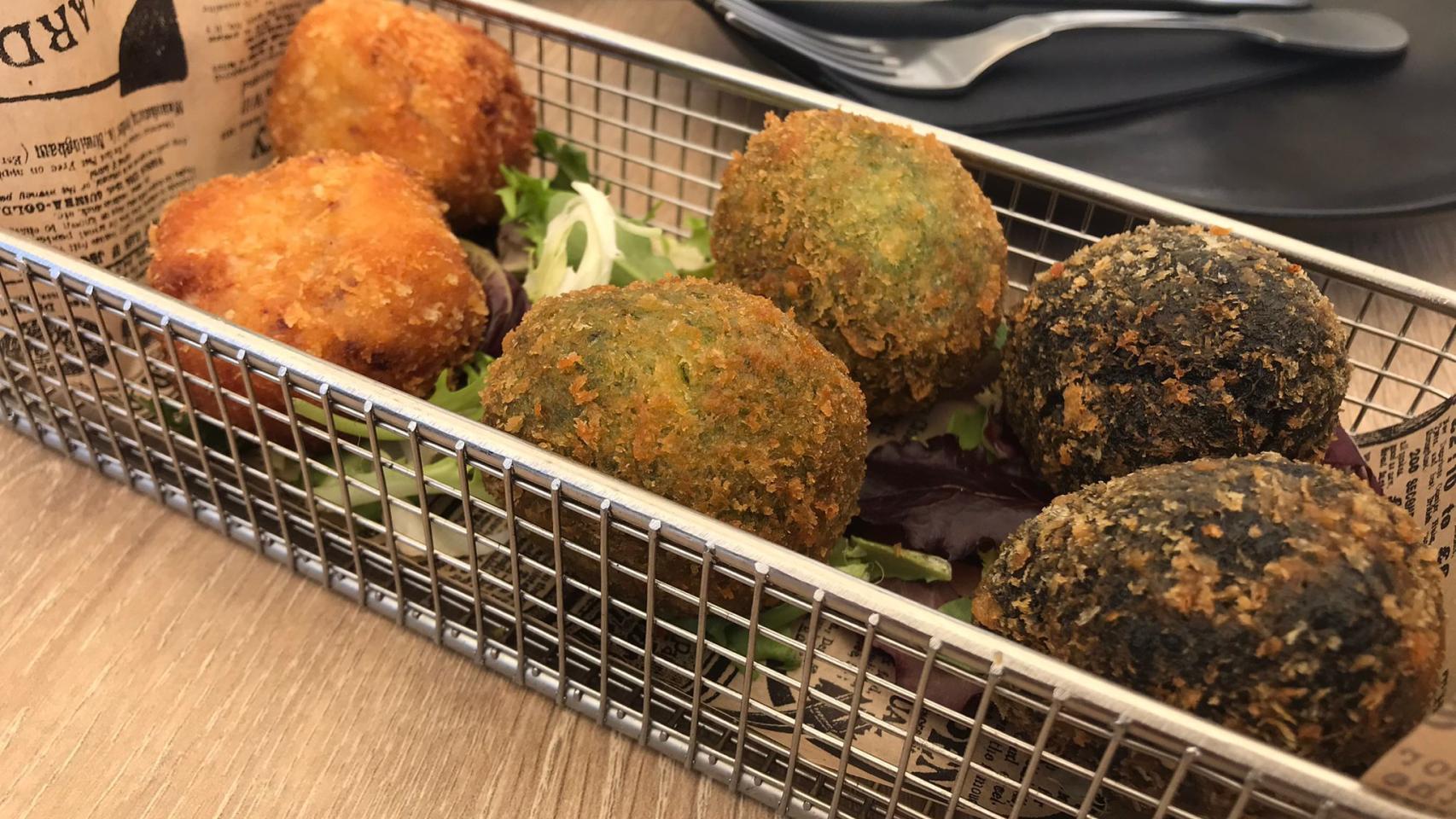 Las mejores croquetas están en La Tasca del Retiro, sobre todo las de chipirones.