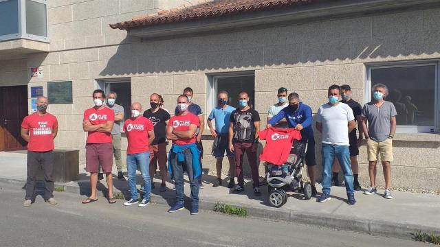 Bomberos de Vigo en una foto de archivo frente al parque provisional de Coruxo.