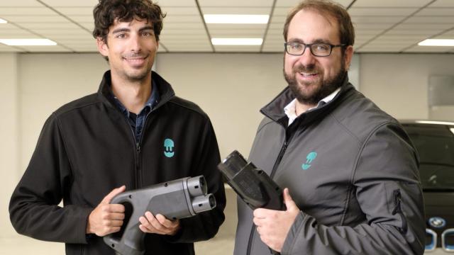 Los cofundadores de Wallbox, Eduard Castañeda (CPO) y Enric Asunción (CEO).