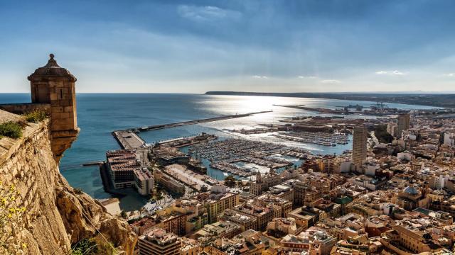 Imagen del Puerto de Alicante.