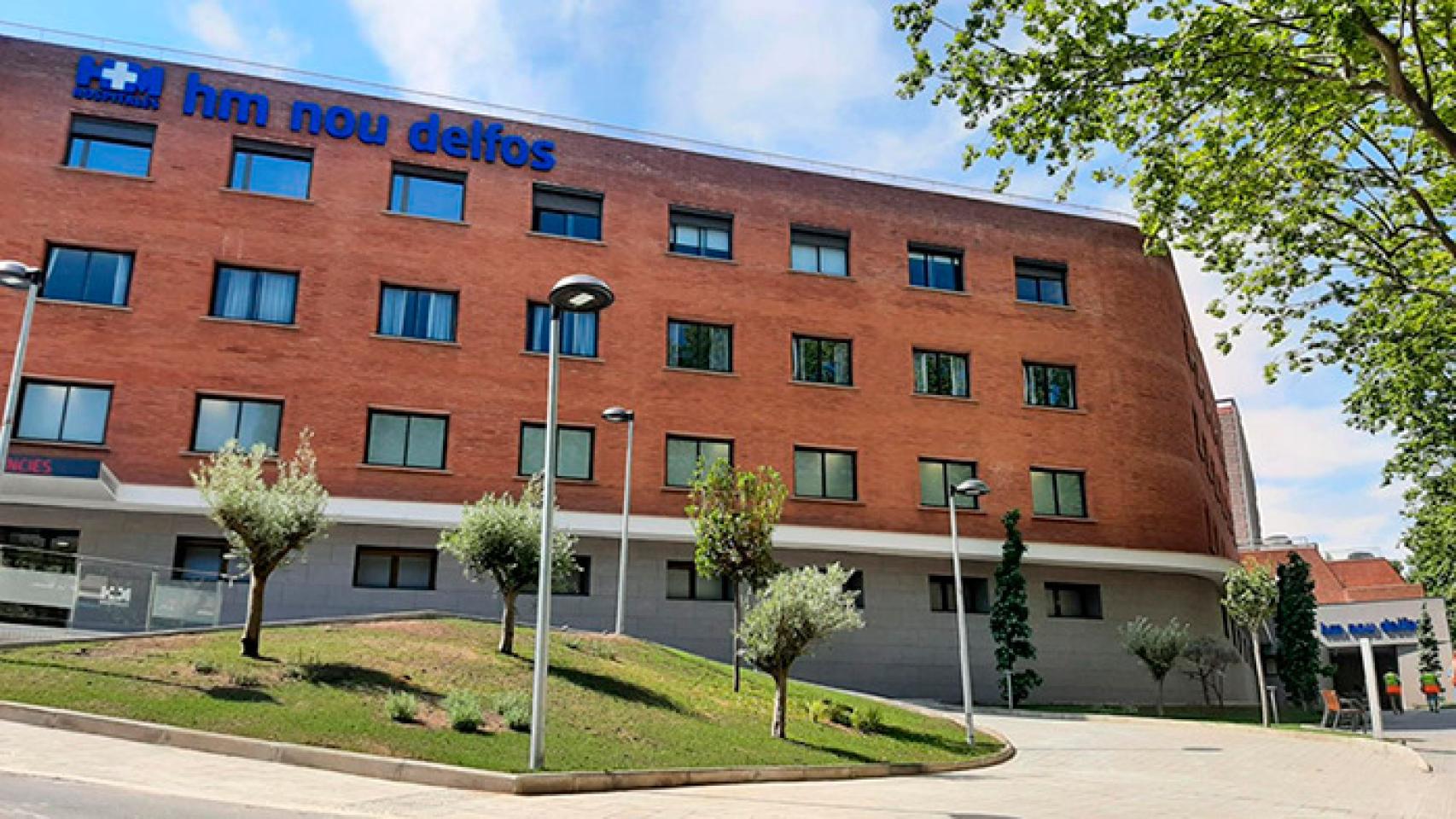 Exteriores del hospital HM Nou Delfos.