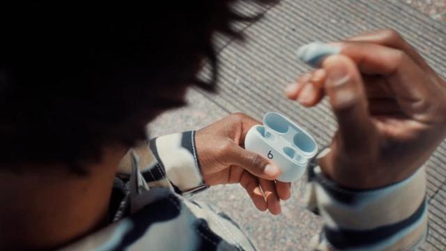 Apple Beats Studio Buds