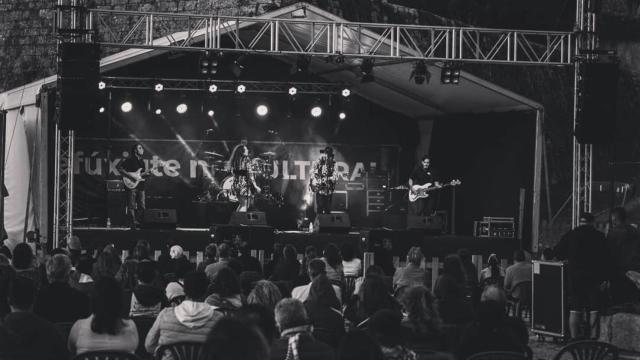 El grupo vigués durante uno de sus últimos conciertos
