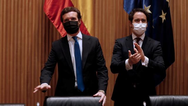 Pablo Casado y  el secretario general de los populares, Teodoro García Egea.