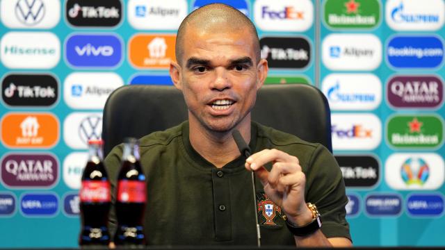 Pepe, en rueda de prensa con la selección de Portugal