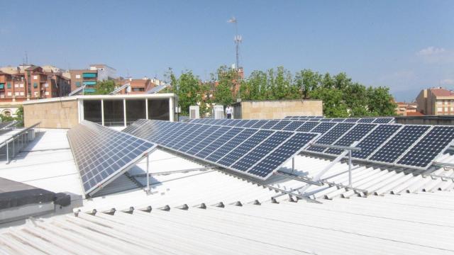 El autoconsumo permite incrementar los ahorros para un consumidor más del 50% con la nueva tarifa, según APPA