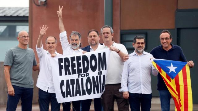 Los presos del 'procés' abandonan la prisión de Lledoners. Efe