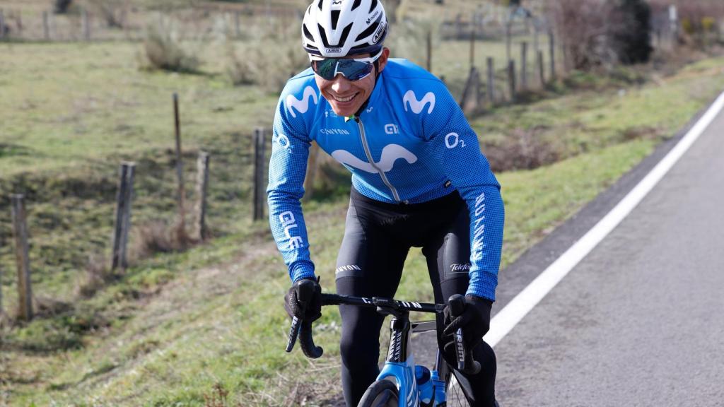 Miguel Ángel López, con el maillot del Movistar Team