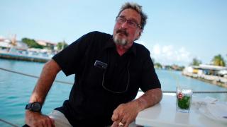 El empresario John McAfee