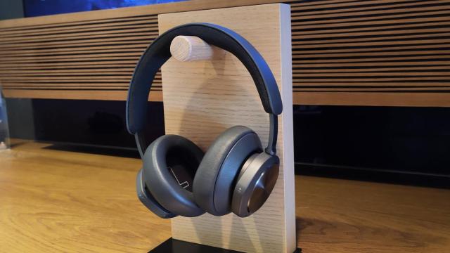 Beoplay Portal, unos auriculares de 500 euros para jugar a la Xbox.