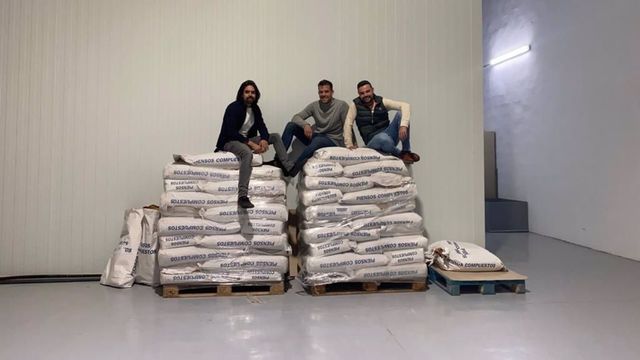Los responsables de la empresa Origen Farms de La Roda.