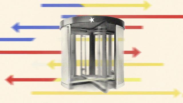 Los enchufes del 'procés' en teles y embajadas: así funcionan las puertas giratorias 'indepes'