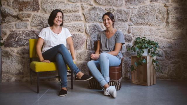 Las responsables de Esturirafi, Nahir y Rut Abraín Sánchez.