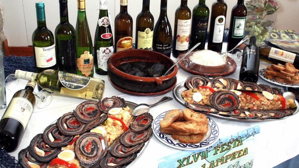 Degustación en la Festa da Lamprea