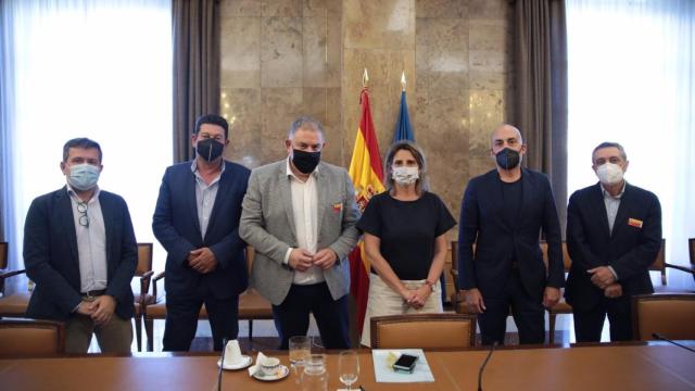 La ministra anuncia una multimillonaria inversión en las cuenca del trasvase Tajo-Segura