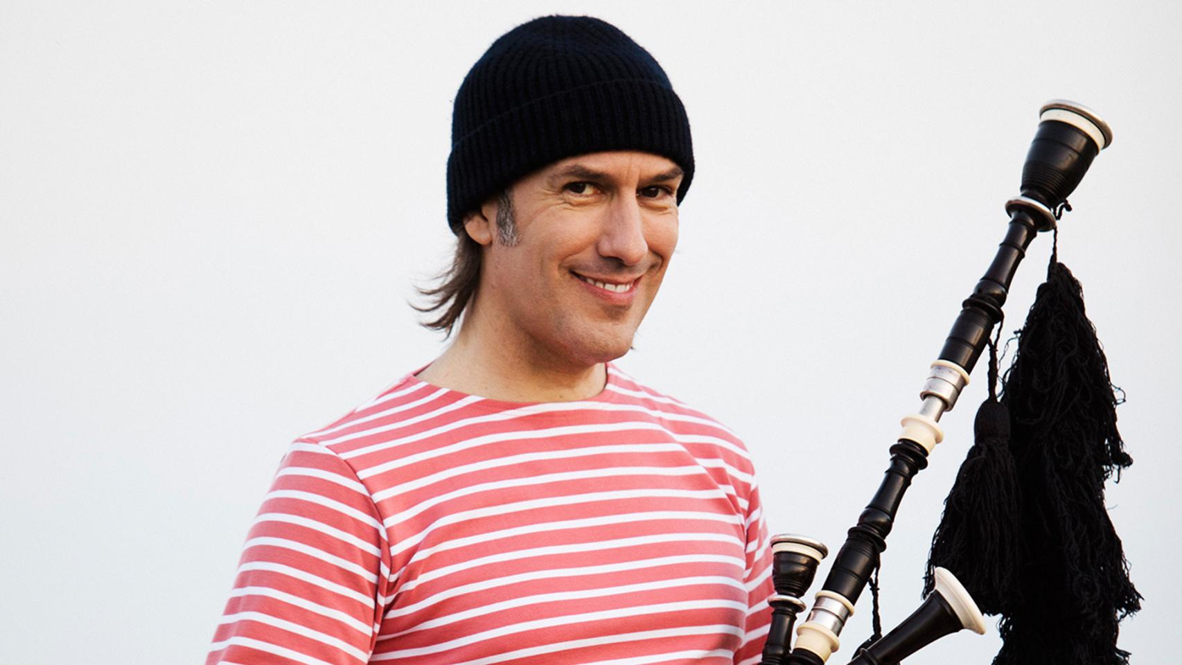 Carlos Núñez