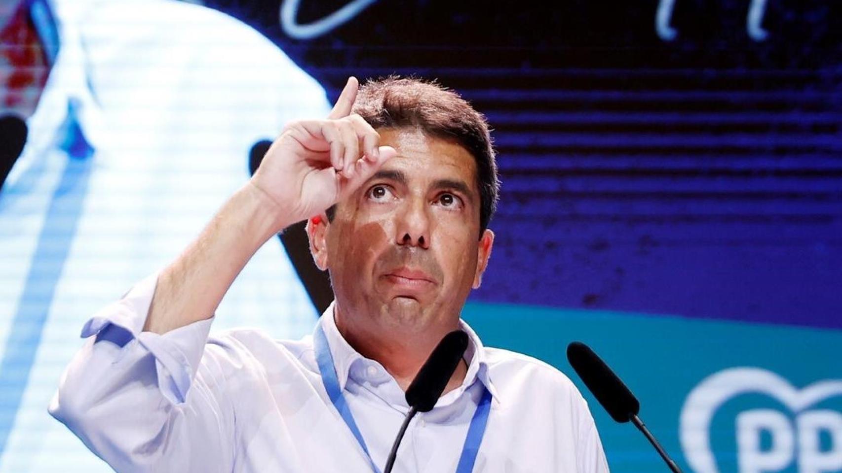Mazón dice que el PSOE antes o después premiará a Mata.