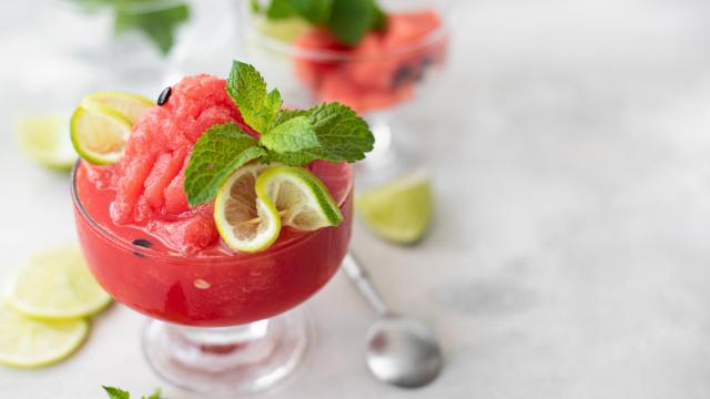 Todo lo que necesitas para hacer granizado en casa este verano