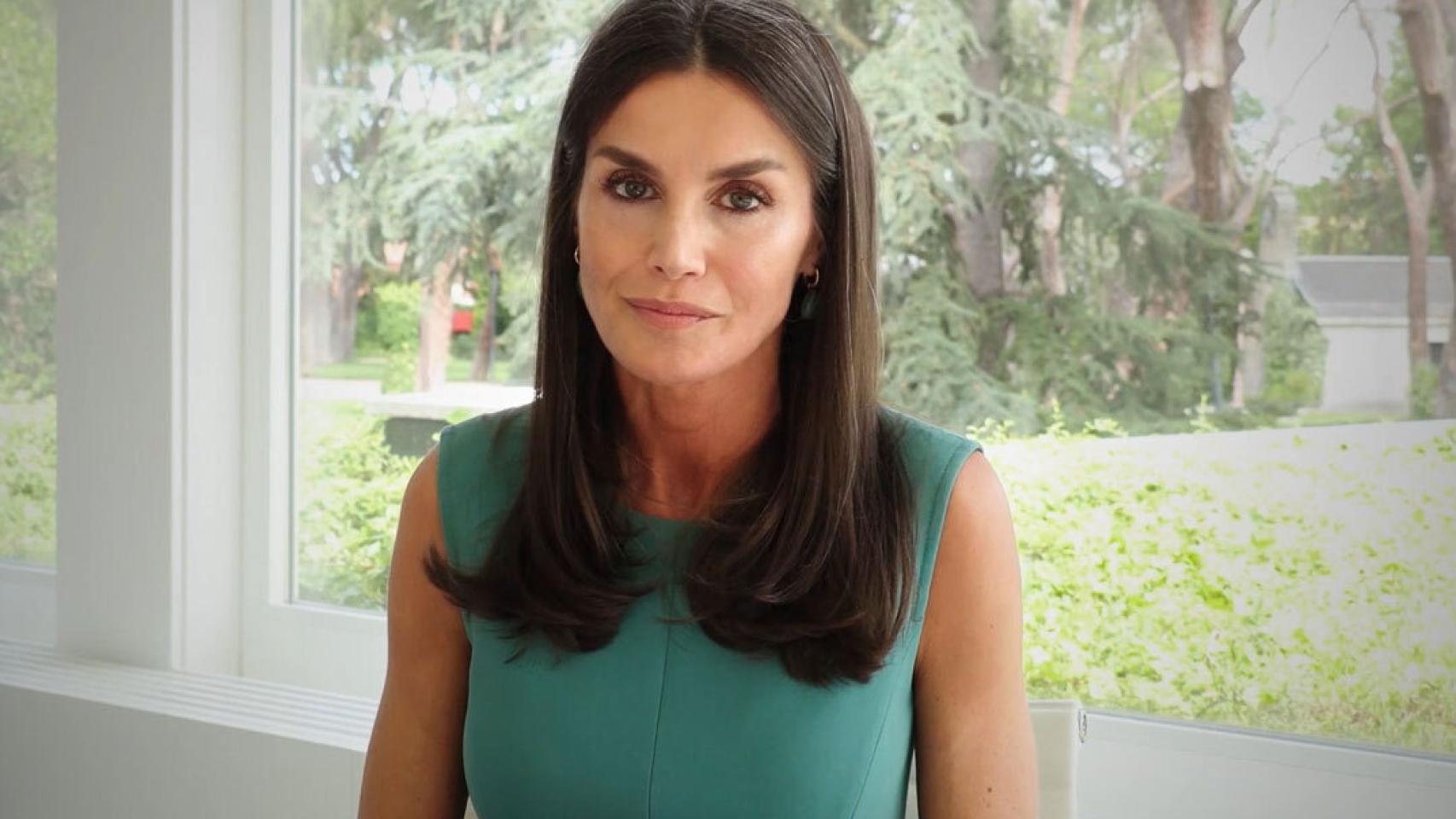 La reina Letizia desde su despacho de Zarzuela.