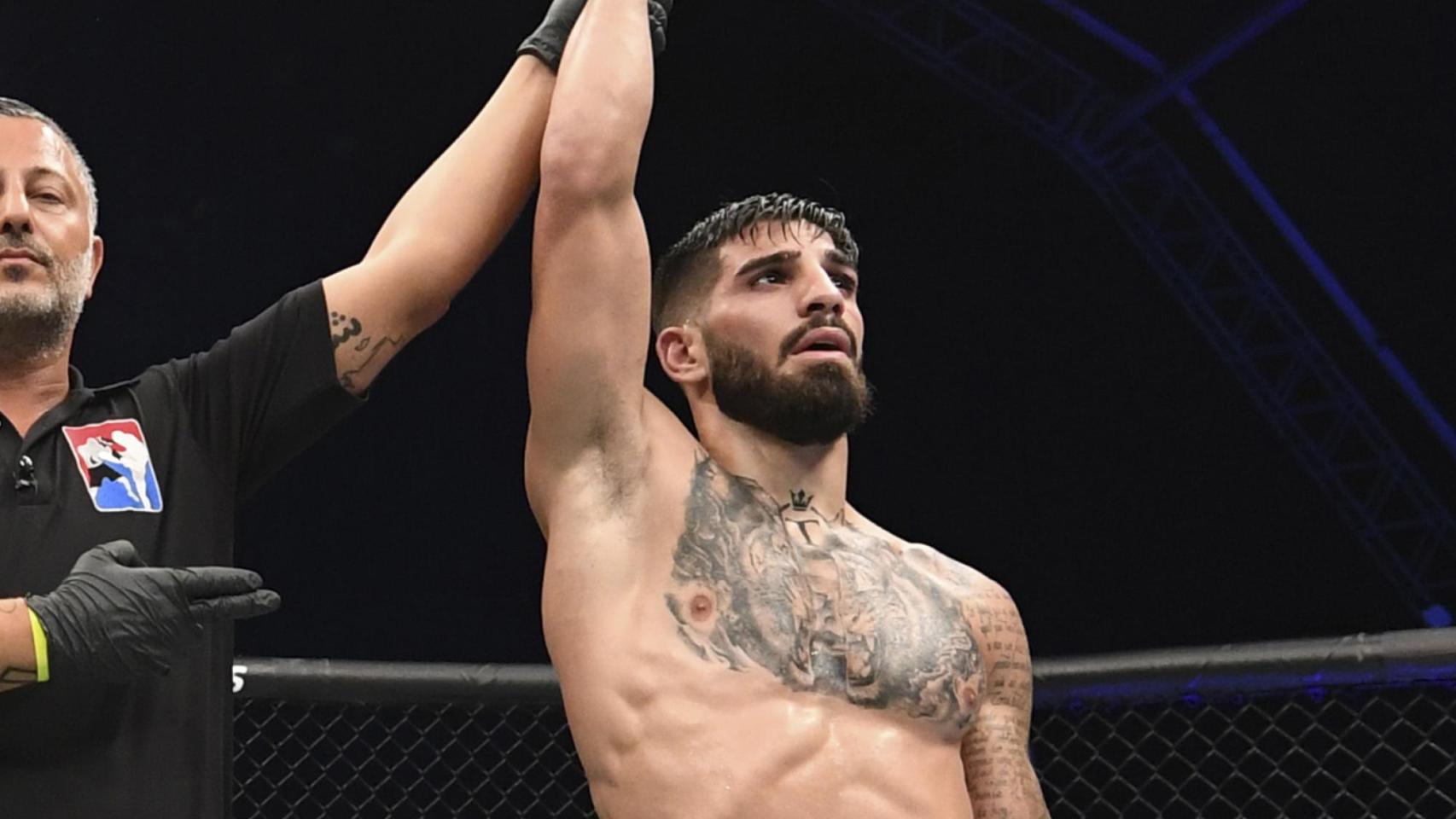 Ilia Topuria, proclamado vencedor en un combate de la UFC