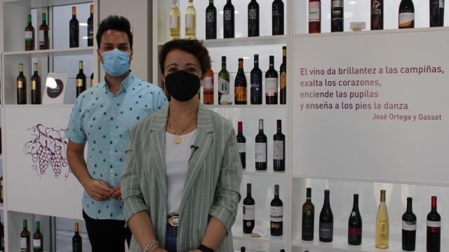 Elena García y Pedro Arrabales, alcaldesa y concejal de Socuéllamos (Ciudad Real)