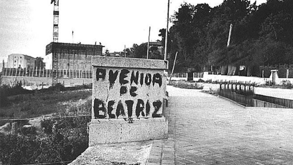 Una de las pintadas a la altura del actual Hospital Nicolás Peña.