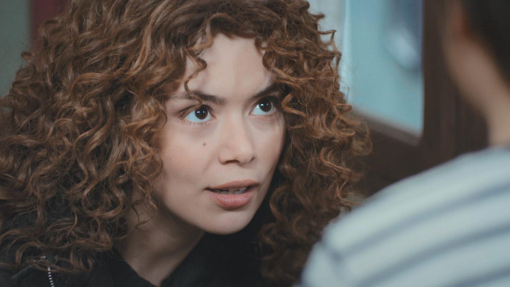 Avance en fotos de 'Mujer': Sirin se marca como nuevo objetivo a Doruk