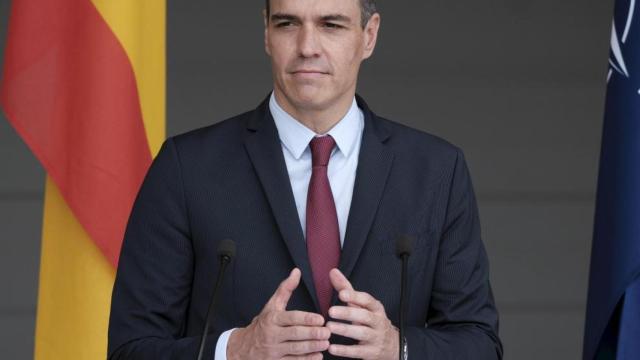 El presidente Sánchez, este jueves, en rueda de prensa en Lituania.